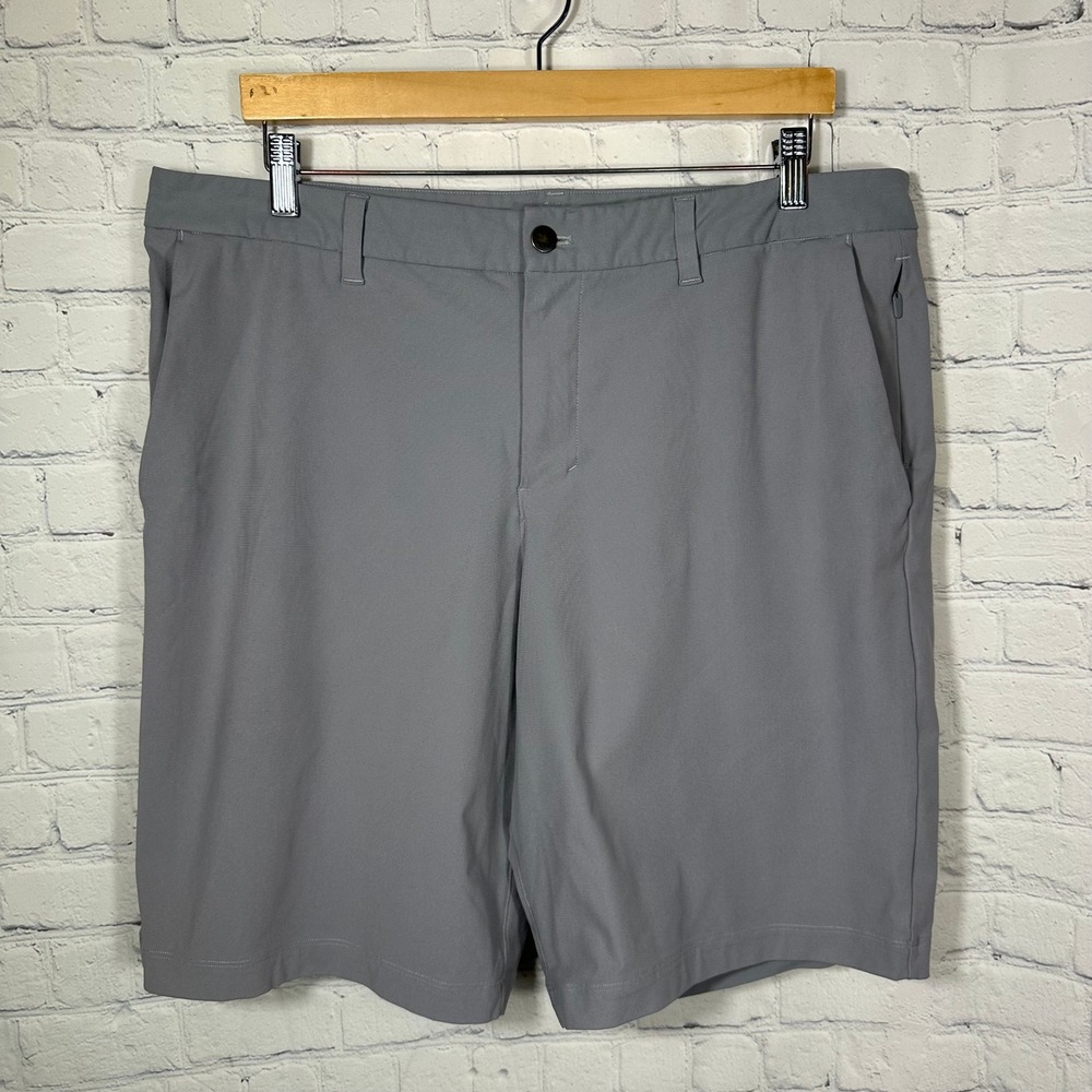 Lululemon Mens Commission Shorts Grey Tech Chino Golf Casual Size 36